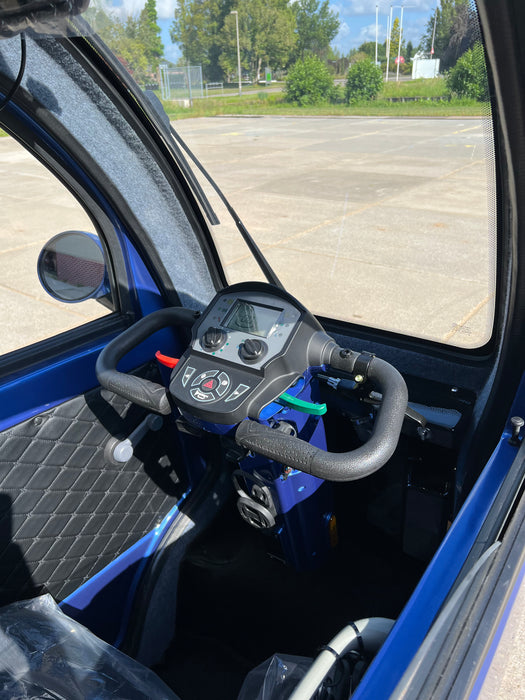 Scootmobiel overdekte Cabin TTZ Electric